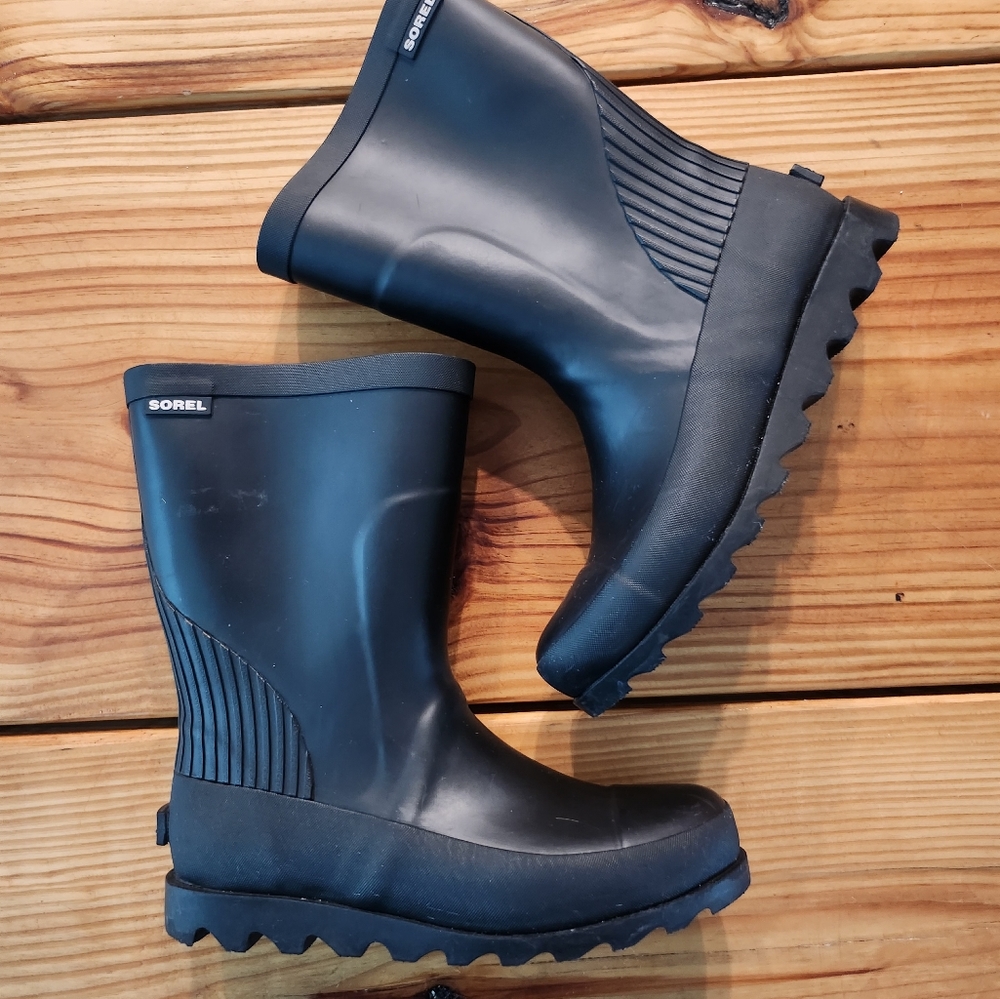 Sorel Joan Rain boots kids 4, Women's 5.5
